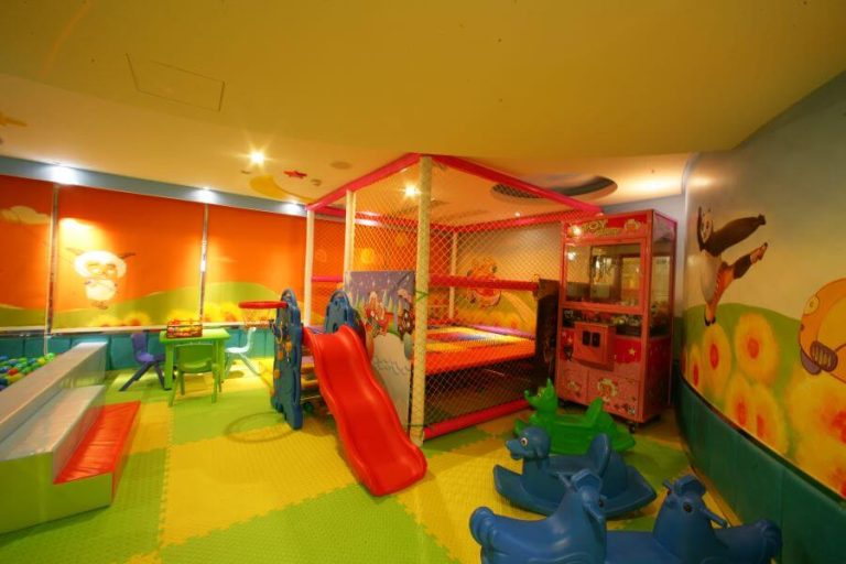 Century Paragon - Kids Ground