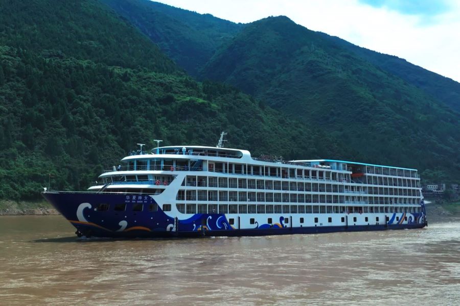 China Goddess No.2 Cruise Ship